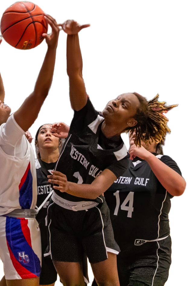 WGC Players Battle for Ball